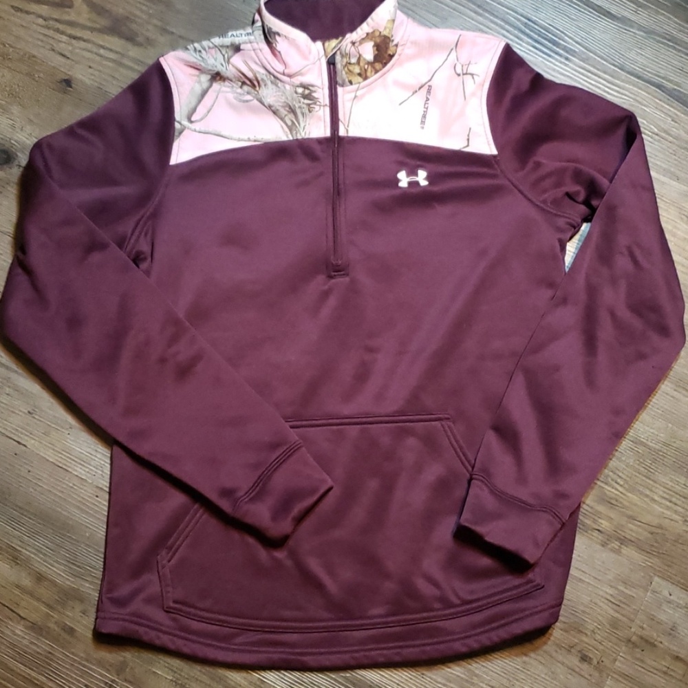 NWOT Under Armour pullover